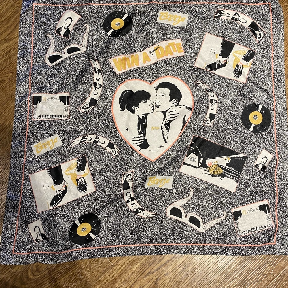 Polyester scarf